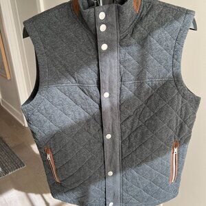 Brooks Brothers Grey Quilted and Plaid Lined Vest (Size Medium)